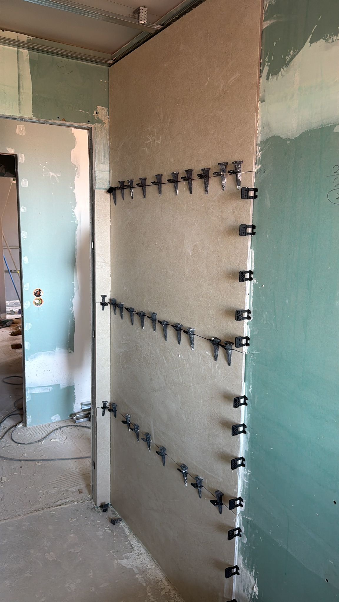 Bathroom tiling with panoramic views